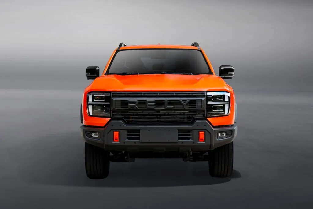 Rely R8 pickup, vista exterior