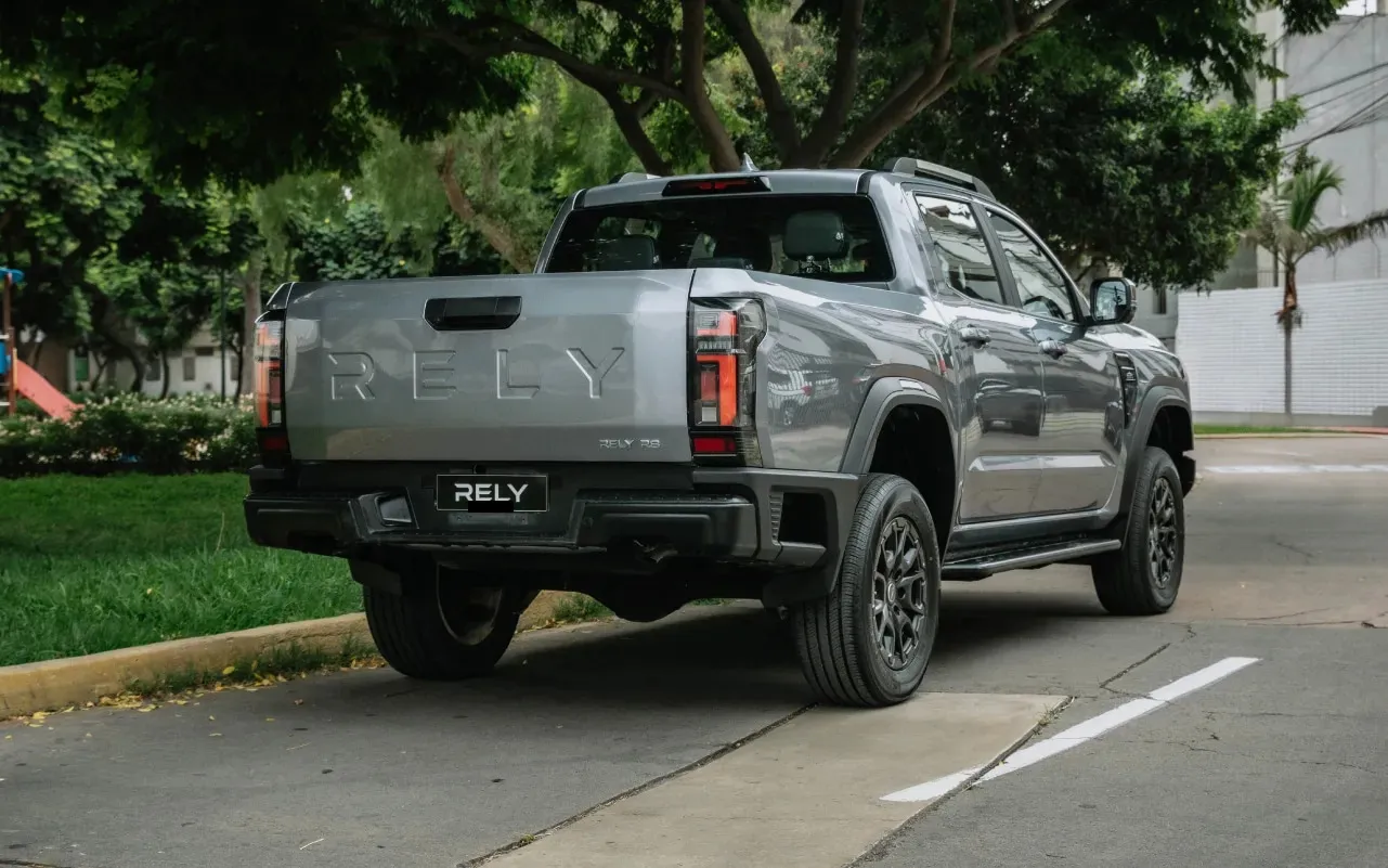 Rely R8 pickup 4x4, vista lifestyle 03
